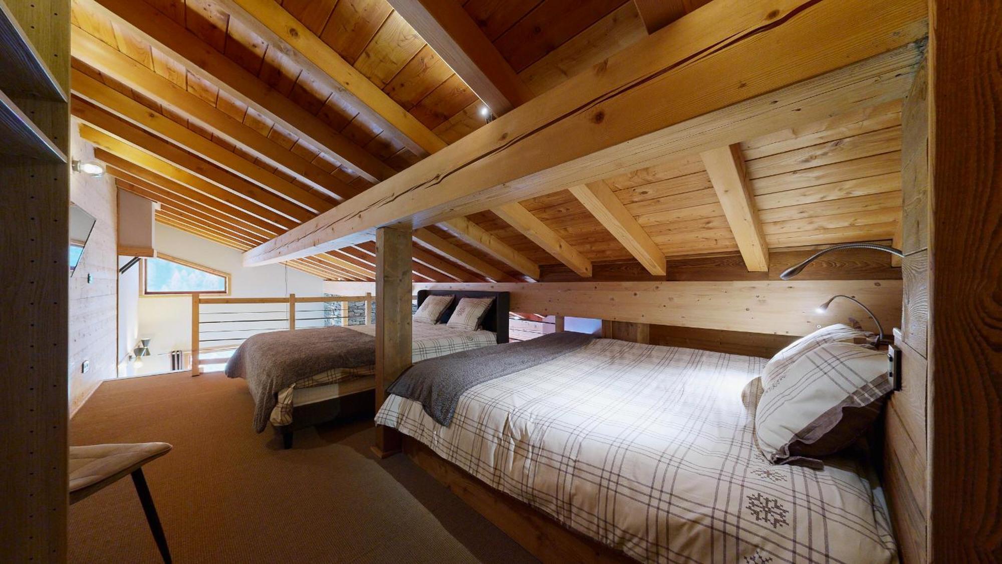 Grand Croix - Standing - 8, 10 Pers Chalet Lanslebourg-Mont-Cenis